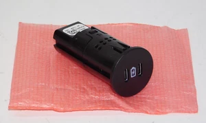 Ford PU5T-19J211-BA USB-C Port Double Charger F150 F250 F350 Maverick Bronco OEM - Picture 1 of 6