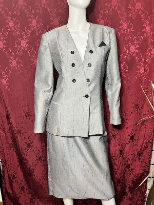 Traje Falda Plateada Vintage Años 90 Ajuste y Acampanado Talla 9/10 Foto 1 de 4