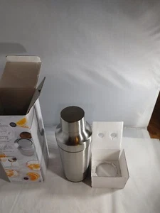 Trudeau 20 oz. Stainless Steel Cocktail Shaker. Barware.   - Picture 1 of 1