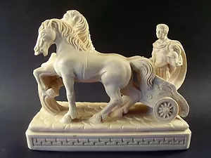 Un GIANNETTI Italia GLADIADOR ROMANO CABALLOS Llave Griega ESCULTURA DE RESINA ¡Como Nuevo! - Imagen 1 de 12