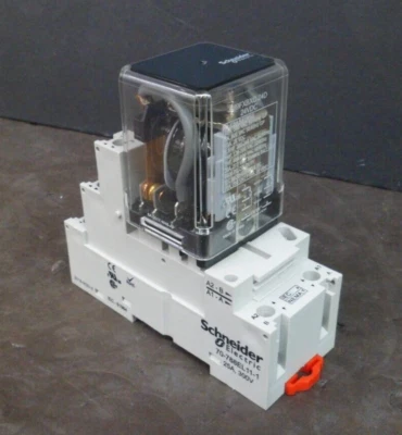 Schneider Electric 70-788EL11-1 Relay Socket Elevator 11 Pin 389FXBXC-24D - Image 1 of 4
