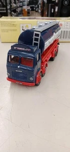 Corgi 24301 1/50 Scale Car - Picture 1 of 3