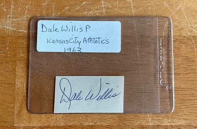 Dale Willis 1963 Kansas City Athletics Signed Autograph Album Page Cut Sig - Image 1 of 2