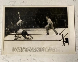 Foto stampa 1942 campione dei pesi massimi Joe Louis Challenger Abe Simon con scritta - Foto 1 di 11