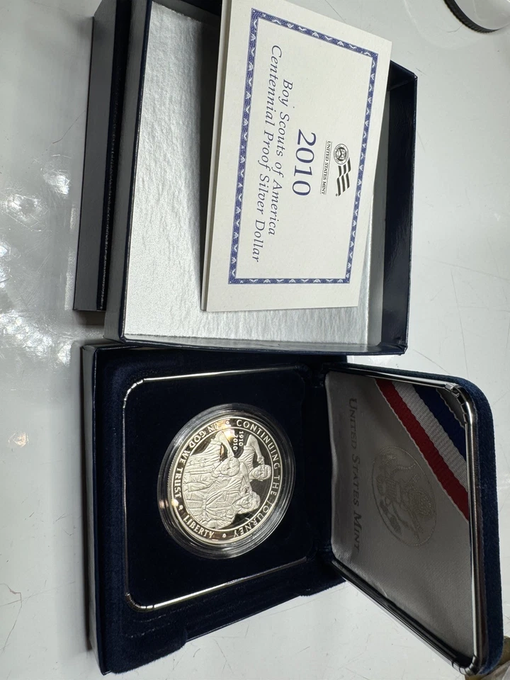 2010-P $1 Boy Scouts Commemorative SILVER Dollar Proof Coin US Mint OGP w/ COA - Image 1 of 1