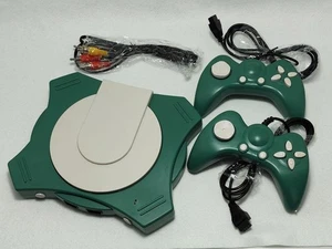 Famicom Clone ES-580 Verde con 2 Controladores y Cable AV Usado No Confirmado - Imagen 1 de 8