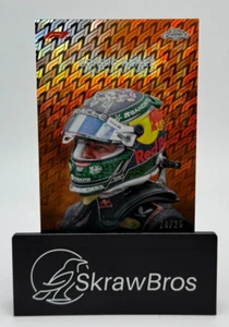 2024 Topps Cromo F1 Logofractor #HC-2 Sergio Pérez/25 Casco Naranja - Imagen 1 de 4