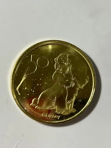 Disney World 50 Anniversario Medaglione Commemorativo Moneta Oro DONNA - Foto 1 di 2