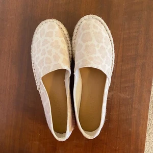 NEW SPLENDID Woman's Laney Cheetah Flat Espadrille Loafers/Shoes Size 10M - Picture 1 of 7