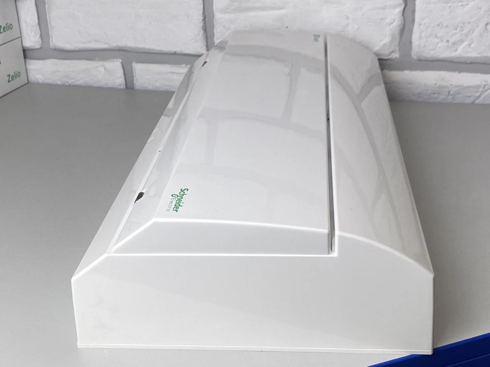 Unidad de consumo Easy9 EZ9R8R8DCU 8+8 vías 1x 100A Sw principal + 2x 80A RCCB Foto 1 de 4