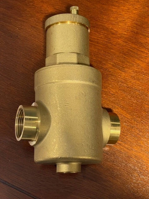 HYDRO MASTER 1" Brass Air Separator (Threaded)