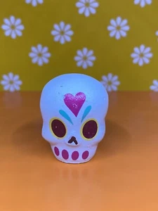 Día de Muertos Ofrenda Mini Zubehör - für Ersatz oder Diorama SUGAR SKULL - Bild 1 von 3