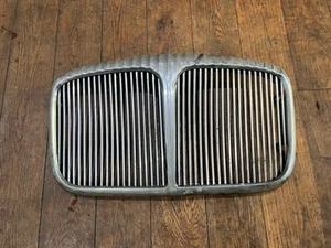 Daimler Front Grill Classic Car Grill - Picture 1 of 6