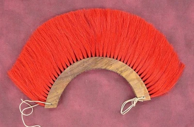 Cresta romana - Rojo - Base de madera - Deepeeka Foto 1 de 3