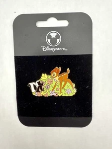 Prendedor Disney - Pin Bambi y Flor LE 250 Primavera 2011 Disney Store - Imagen 1 de 3