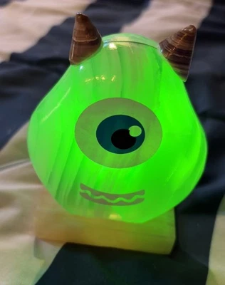 Lámpara De Noche Artesanal De Mármol Figura Mike Wazowski De Monsters Inc Foto 1 de 4