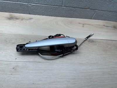  BMW 328I 335I F30 OEM FRONT RIGHT PASSENGER SIDE EXTERIOR DOOR HANDL - Image 1 of 3