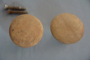 FINE PAIR VICTORIAN ROUND MAHOGANY HARDWOOD DRESSER KNOBS 19TH C, W SCREWS (V37) - Picture 1 of 5