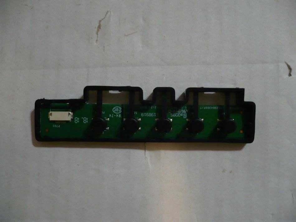 PLANAR PLN2770W MONITOR BUTTON BOARD L21XXXX - Image 1 of 1