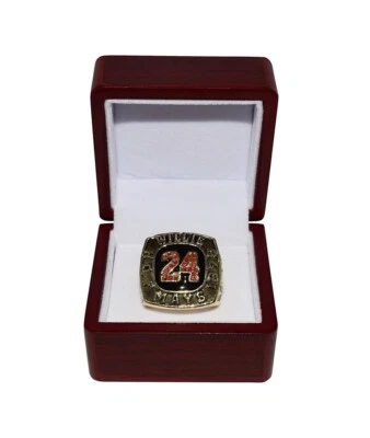 Anillo y caja de campeonato Willie Mays 1979 miembro del Salón de la Fama (Gigantes y Mets) Foto 1 de 4