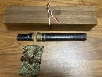 Ancien LOT japonais Tanto Short Koshirae avec boite Tsuba Samurai Katana du J... - Photo 1/4