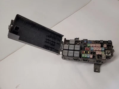 2012 13 2014 FORD MUSTANG Fuse Box Engine CR3Z14A068AAA 12-14 - Image 1 of 4