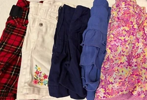 Girls 4T / 4 Shorts And One Skirt Lot Of 5 - Picture 1 of 6