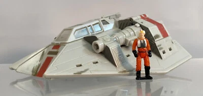 Transformers Star Wars Snowspeeder Luke Skywalker con micro figura Hoth incompleta Foto 1 de 4