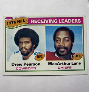 Tarjeta de fútbol americano 1977 Topps Drew Pearson & MacArthur Lane NFL Receiving Leaders #2 - Imagen 1 de 2