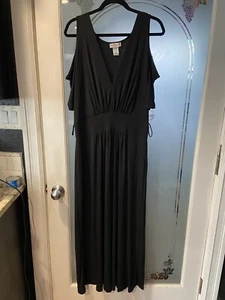 FunFash women’s Black Long dress , size 22 / 24 - Picture 1 of 6