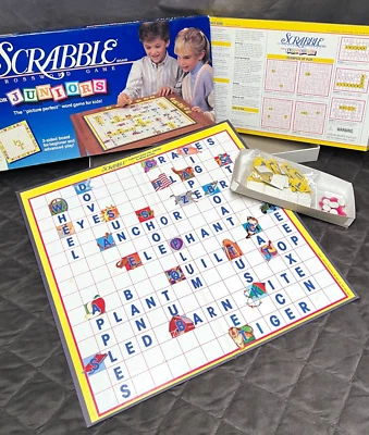 Vintage Milton Bradley 1989 Scrabble for Juniors Crossword Board Game Complete - Image 1 of 4