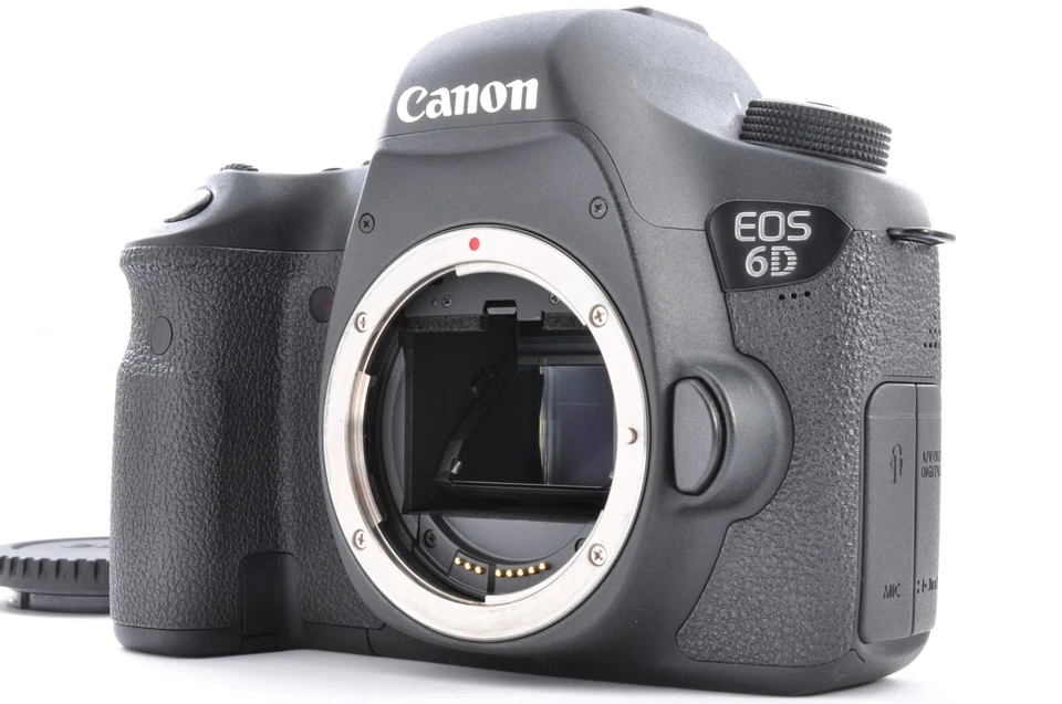 Cuerpo de cámara Canon EOS 6D recuento de obturadores: 19017 casi como nuevo de Japón #6258 Foto 1 de 4