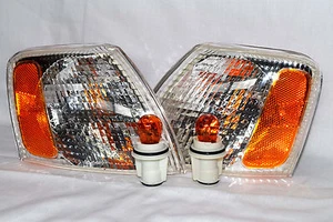 Luces de estacionamiento con señal de giro delanteras con 2 bombillas un par para Passat 1998-2001  - Imagen 1 de 3