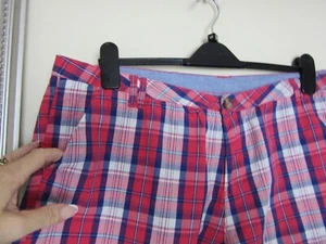 Lee Cooper Bnwt new ladies Red check short shorts size 18 waist size 40" - Picture 1 of 3