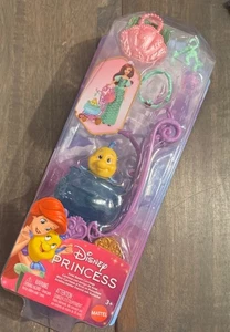 Disney Princesa Ariel Bestia Carruaje con Platija Cartera Manta Corona NUEVO - Imagen 1 de 2