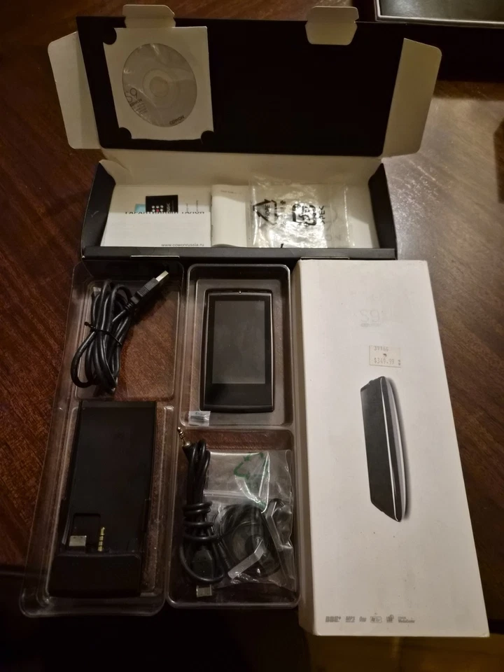 Reproductor multimedia portátil Cowon S9 / 32 GB Audiophile pantalla táctil - negro titanio Foto 1 de 4