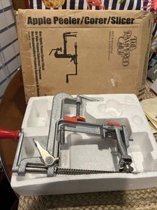 Pampered Chef Pelapatate Corer Affettatrice Vintage Morsetto Manico Rosso 2430 - Foto 1 di 6