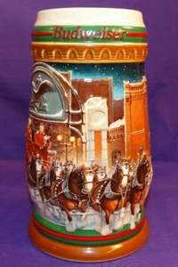 1997 BUDWEISER HOLIDAY STEIN HOME FOR THE HOLIDAYS CS313 BAS RELIEF - Picture 1 of 12