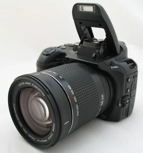 Fuji FinePix S100FS DSLR style Digital Bridge Camera 11MP 14x 28-400mm Lens - Picture 1 of 10