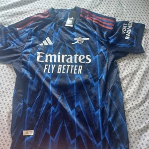 Arsenal 2025/26 Away Kit Large - Picture 1 of 4