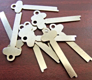 82x16 Flat Steel Locker Blanks for L&F (ZL) , Yale and Union keys etc. 10 Pack - Picture 1 of 4