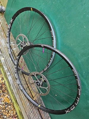 Juego de ruedas Mavic Deemax 27,5 Boost - Imagen 1 de 4