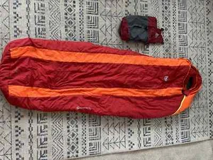 Big Agnes Encampment 15 LONG red / orange sleeping bag with compression sack - Picture 1 of 2