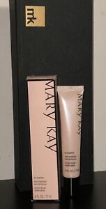Mary Kay Oil Mattifier ABSORBS EXCESS OIL / CONTROLS SHINE New in box 31573