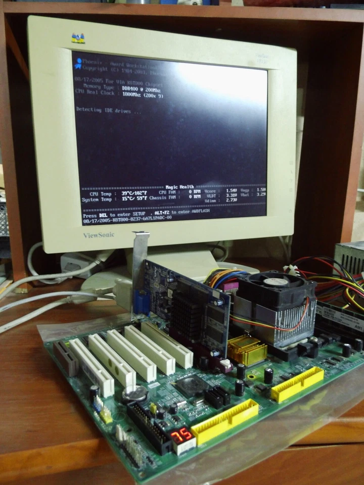 EP-8HDAI PRO + Athlon 2800 s754 - Image 1 of 4