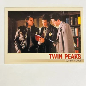 2018 Rittenhouse Twin Peaks Base Card #43 Lonely Souls - Picture 1 of 2