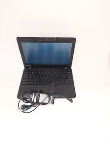 Computer Chromebook N23 Lenovo Camera Charger microphone 16 GB - Picture 1 of 2