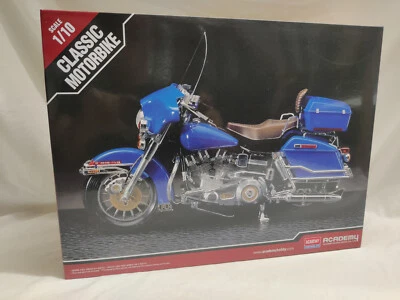 Harley Davidson Classic Bike - 1:10 - Academy - Bild 1 von 4
