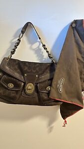 Vintage Never Used COACH Brown chain Shoulder Bag . It’s Slightly/ Barely Used.
