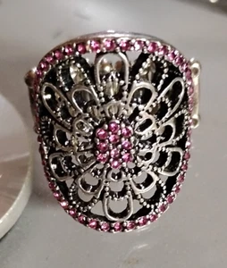 LILA FARBIGE STEINE Ring Erweiterbar Band Silberfarben Strasssteine ca. 1" HOCH - Bild 1 von 2